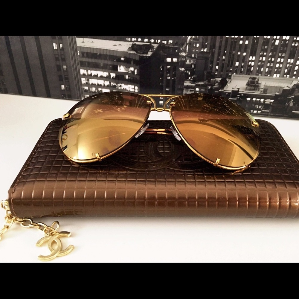 NWT Women’s Fashionable Mirror Gold Sunglasses